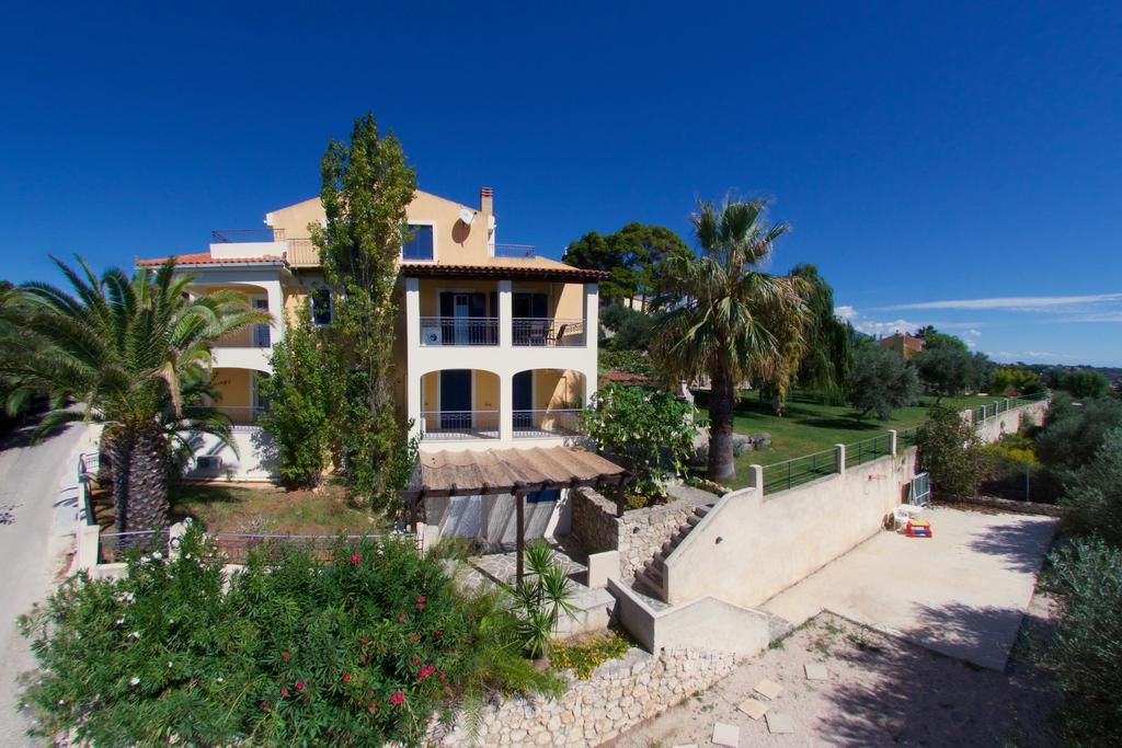 Villa Theodora Lakíthra Exterior photo