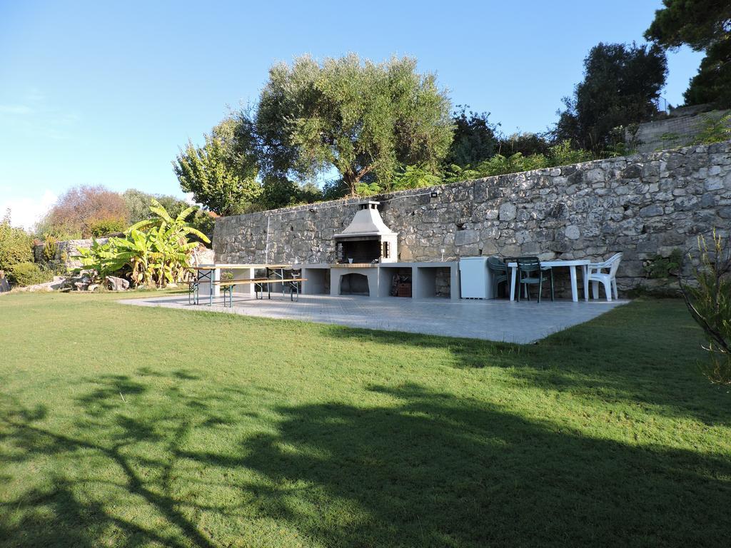 Villa Theodora Lakíthra Exterior photo